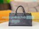 Copy L---V M23640 Black OnTheGo East West Handbag (4)_th.jpg